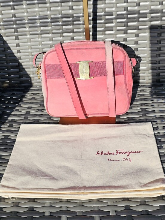 Salvatore Ferragamo Handbags - Vintage Salvatore Ferragamo Vara Bow Crossbody Bag - OMBRE PINK SUEDE